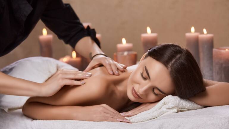 Doprajte si kvalitnú masáž v ranných hodinách – benefity pre telo a myseľ